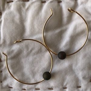 Gold tone hoop earrings
